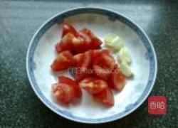 番茄炒雪耳的做法图解2