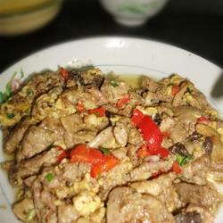 鱼肠煎蛋的做法[图]