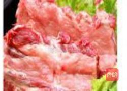 脊骨炖小白菜的做法图解1