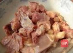 鸡肉炖粉条的做法图解2