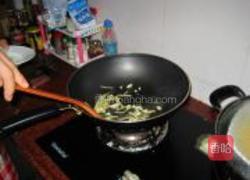 鱼付炒土豆片的做法图解2