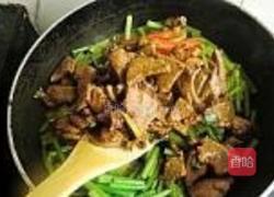 芹菜炒猪肝的做法图解11