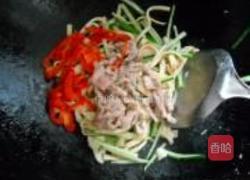 冬瓜皮炒千张的做法图解6