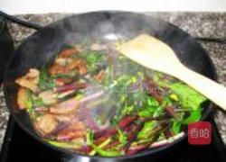 红菜苔炒腊肉的做法图解6