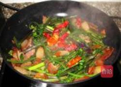 红菜苔炒腊肉的做法图解8