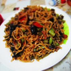 豆角肉丝焖面的做法[图]