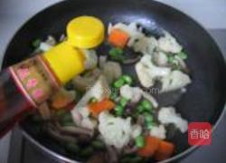 菜花炒豆菇的做法图解12