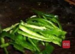 肉末尖椒炒芹菜的做法图解4