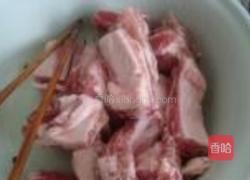 糖醋排骨的做法图解1