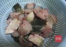酒糟烧鱼块的做法图解2