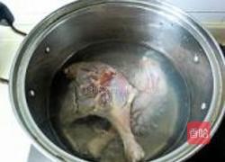 徽菜姜母鸭的做法图解2