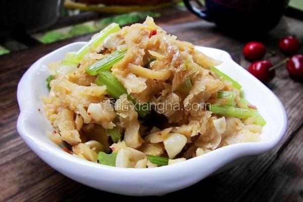 芹菜鱿鱼丝