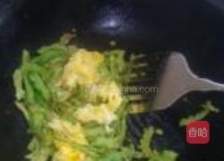 苦瓜炒蛋的做法图解4