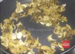 酸菜带子的做法图解6
