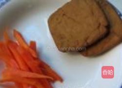 三丝炒芹菜的做法图解1