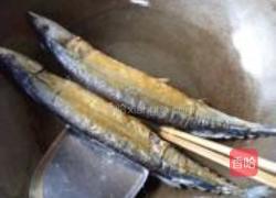 干煎秋刀鱼的做法图解8