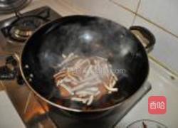 胡萝卜素炒香干的做法图解6