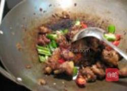 辣椒煸鸡腿的做法图解7