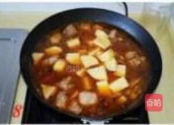 土豆烧鸭腿的做法图解10