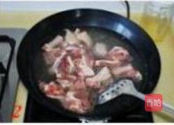 土豆烧鸭腿的做法图解3