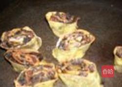 香煎梅菜卷的做法图解7
