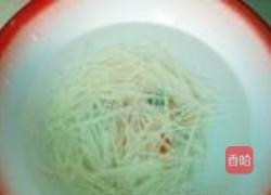 炝拌土豆丝的做法图解1