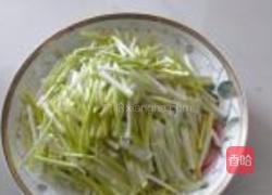 韭黄炒香干的做法图解1