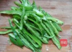 酸辣胡萝卜丝的做法图解3