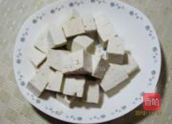 狗鱼炖豆腐的做法图解2