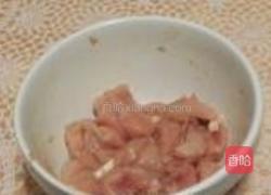 香菇烧豆腐的做法图解1