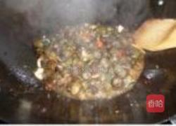 紫苏炒螺丝的做法图解10