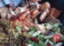 酸菜大茴焖的做法图解6