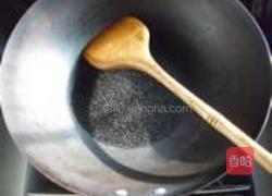 黑芝麻糯米球的做法图解2