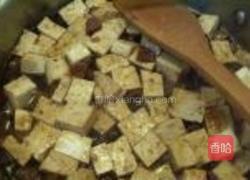 酱烧豆腐的做法图解4
