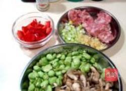 鸡腿菇炒芽豆的做法图解1