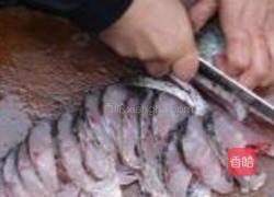 糖醋熏鱼的做法图解2