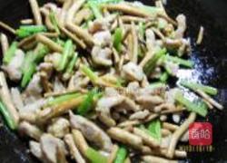 茶树菇香芹滑里脊的做法图解7