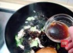 木耳炒鸡片的做法图解11