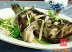 油淋黑头鱼的做法图解10