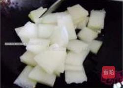 腊肠炒冬瓜的做法图解2