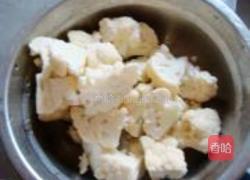 西红柿菜花炒鸡蛋的做法图解2