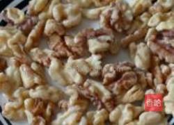 红糖琥珀核桃的做法图解1