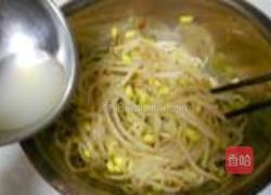 凉拌黄豆芽的做法图解4