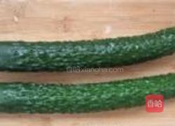 蓑衣黄瓜的做法图解1