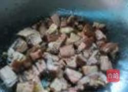 腌豆角炒熏鸭腿的做法图解6