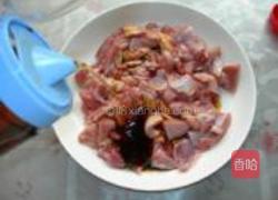 鲜菇蒸土鸡的做法图解11