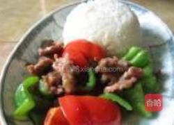 青红椒牛肉饭的做法图解1