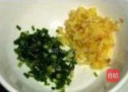 蟹肉炒蛋的做法图解2