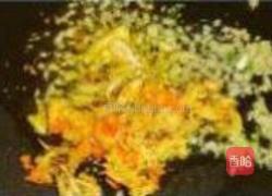 蟹肉炒蛋的做法图解7