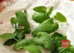 薄荷菠萝的做法图解1